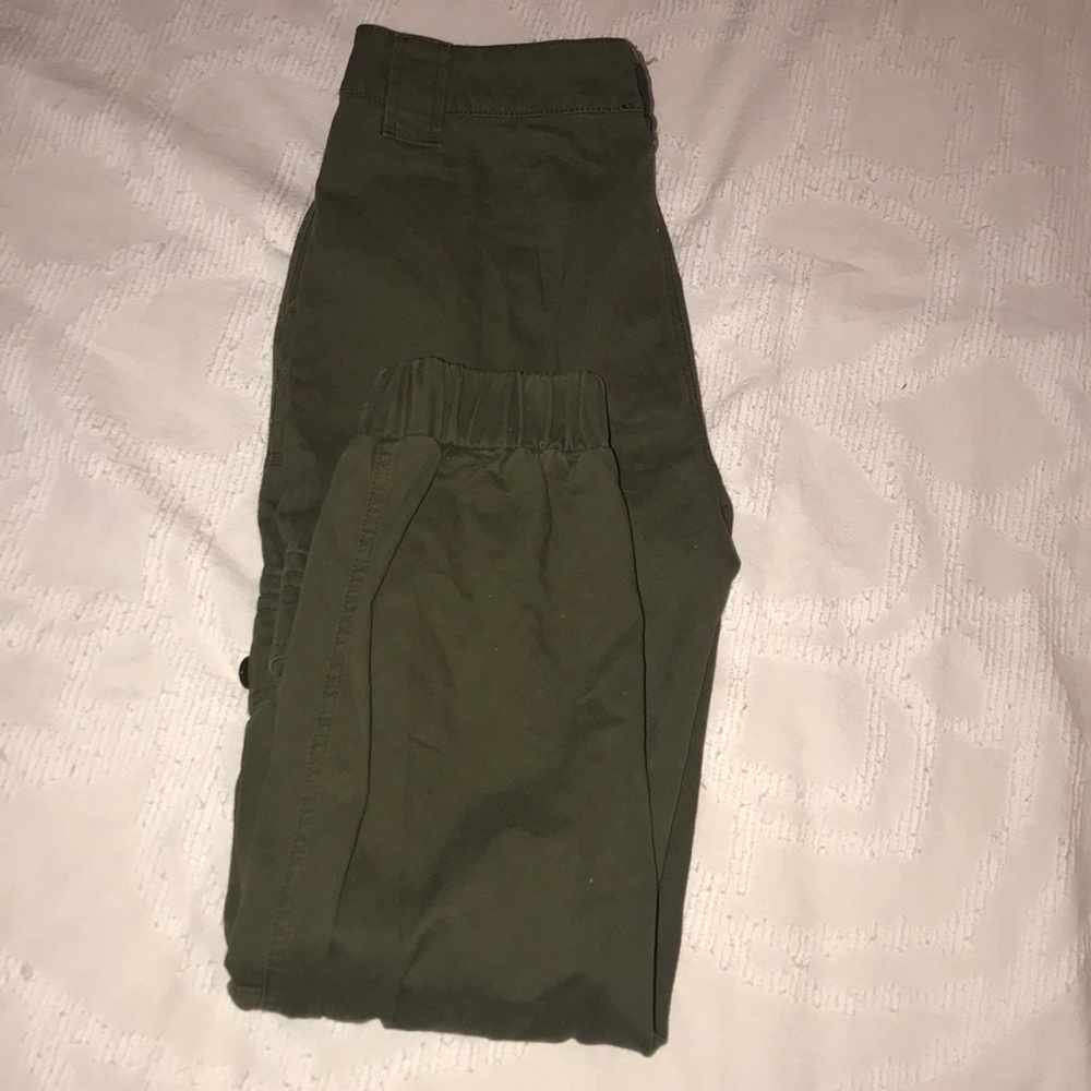 Forever 21 // Army green “jogger type” pants